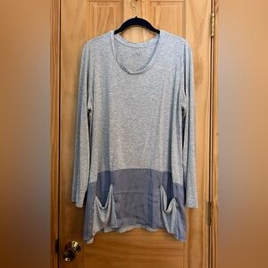 LOGO by Lori Goldstein Heather Gray Color-block KnitTop